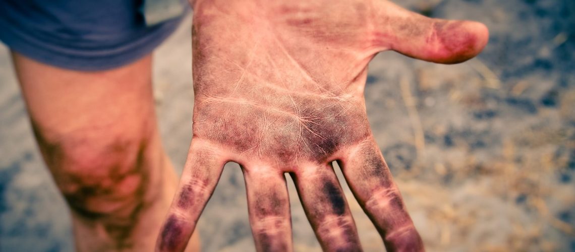 hand-3588162_1920